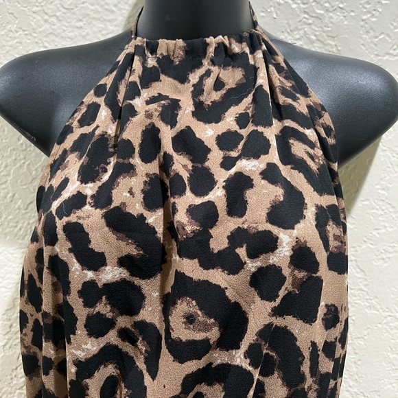 Leopard Romper - Picture 5 of 11